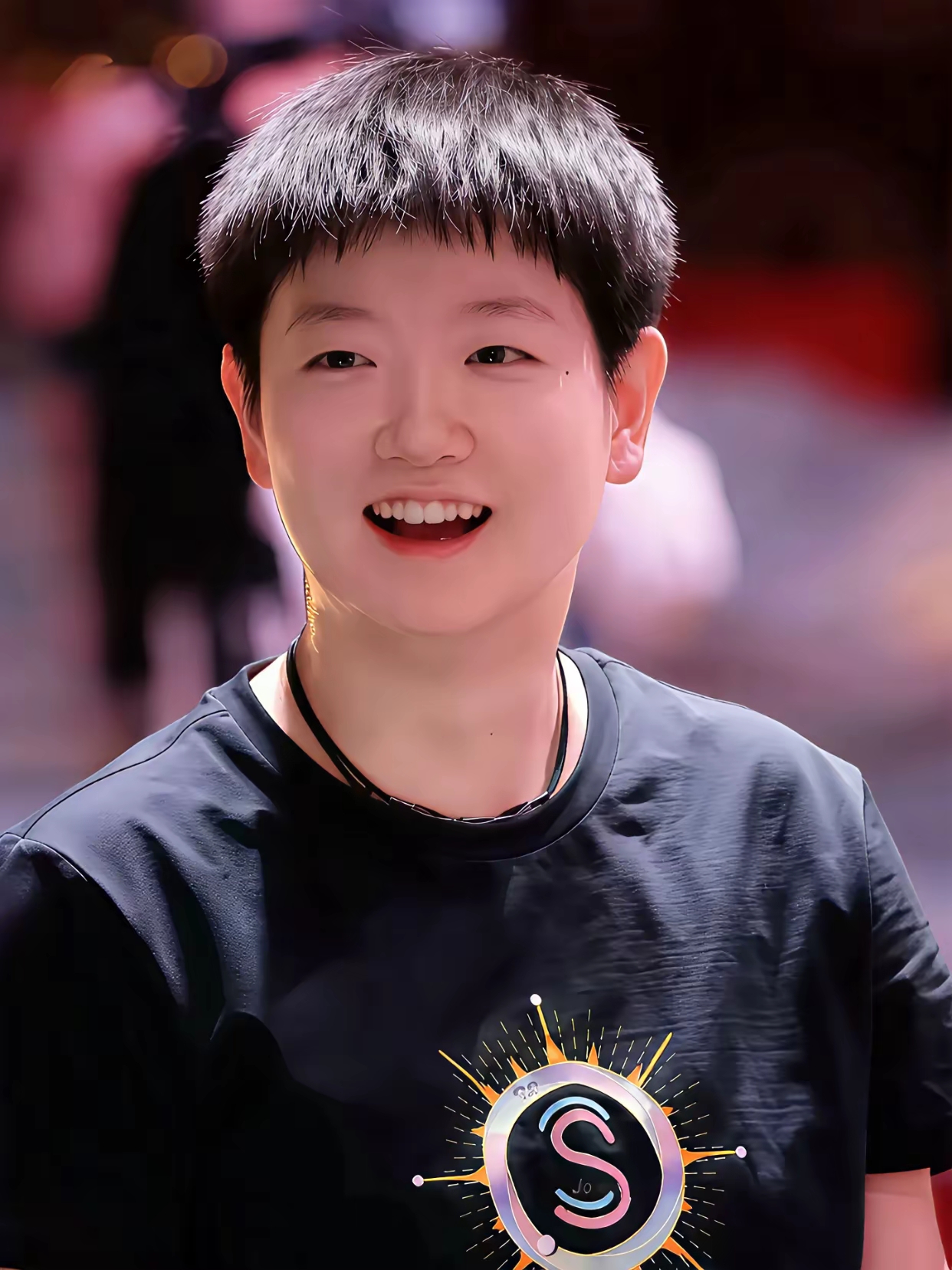 孙颖莎手感滚烫，带领费内巴切险胜拜仁慕尼黑，赛后一句话霸气侧漏(内行人评孙颖莎)